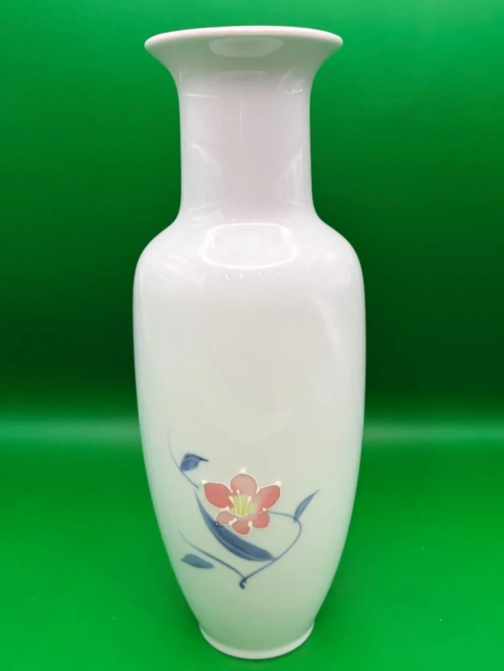 Vintage Japanese Milk Glass Floral Vase – Apex Quality Japan MCM Statement Piece
